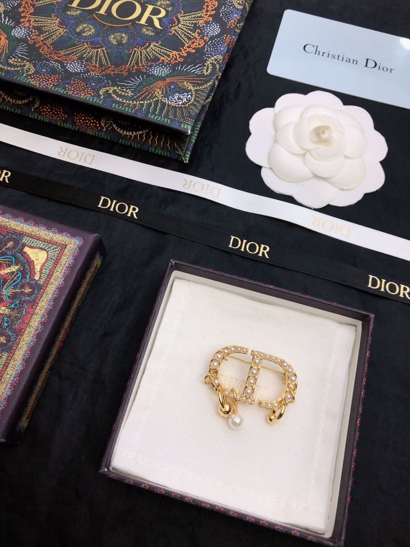 Christian Dior Brooches